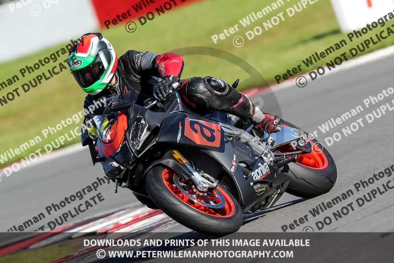 donington no limits trackday;donington park photographs;donington trackday photographs;no limits trackdays;peter wileman photography;trackday digital images;trackday photos
